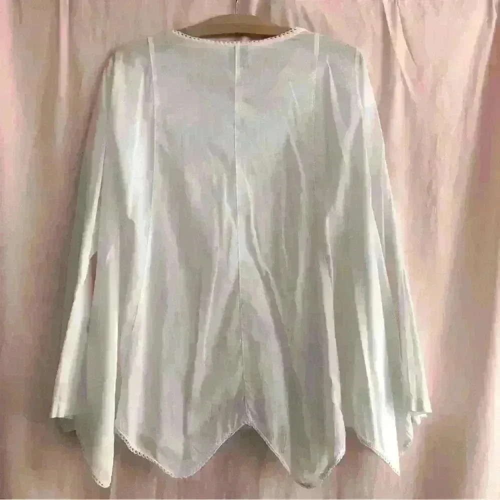 Embroidered White Blouse - Picture 2 of 7